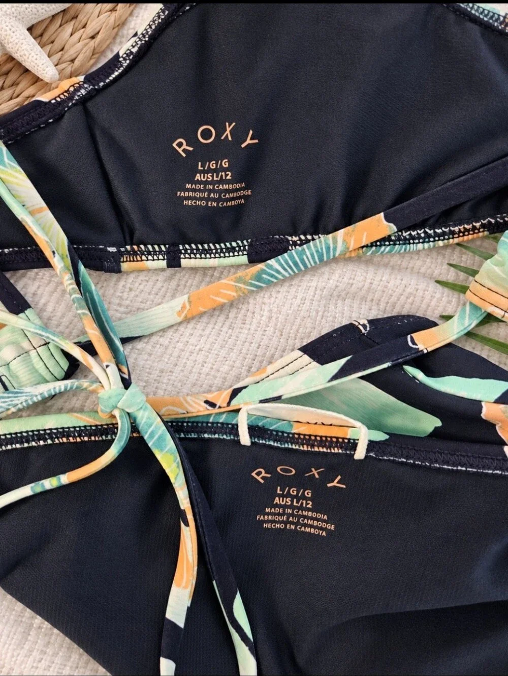 🌺 Roxy Tropical Bikini Set – Size Large – NWT Condition 🌴